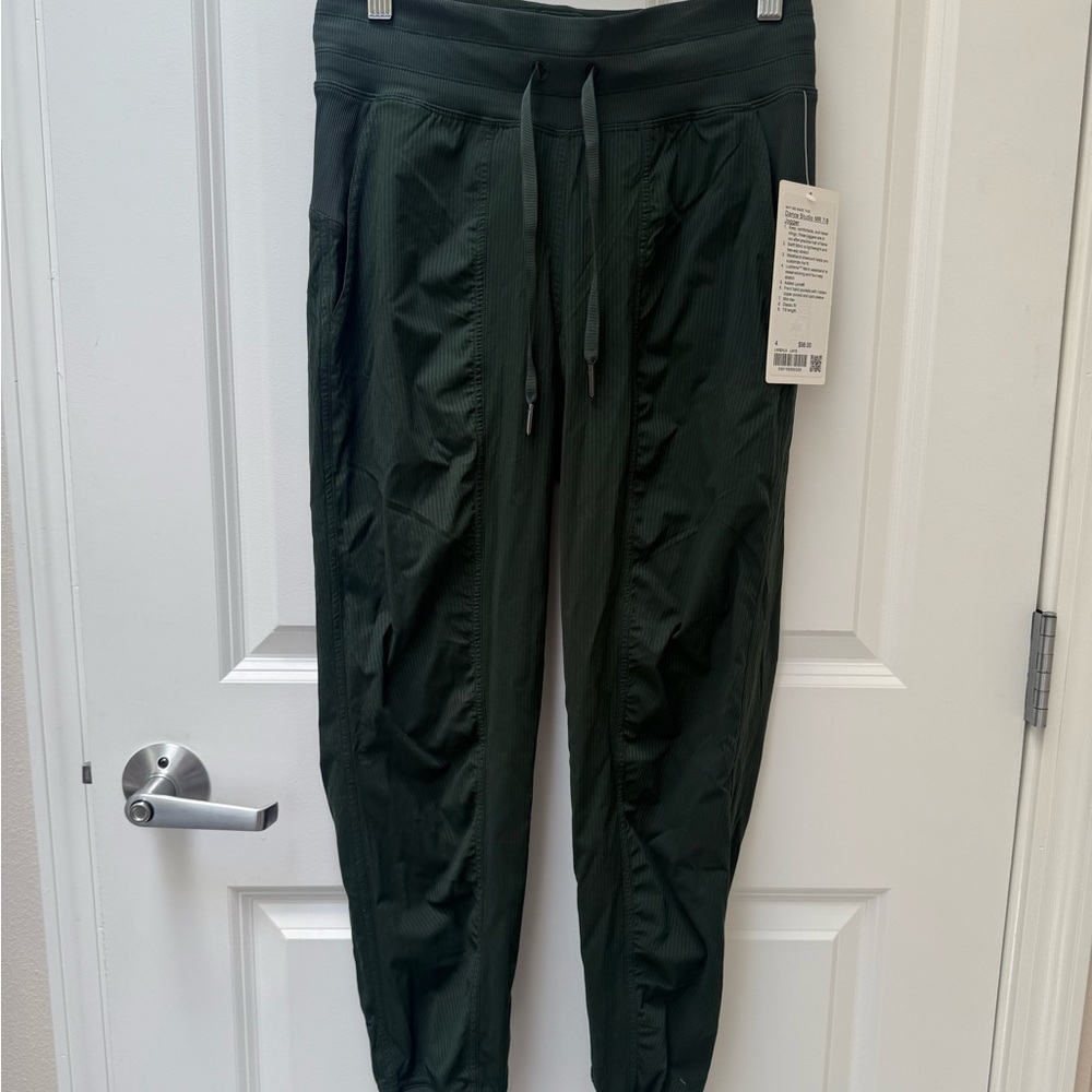 Lululemon Mid Rise Dance Studio Jogger